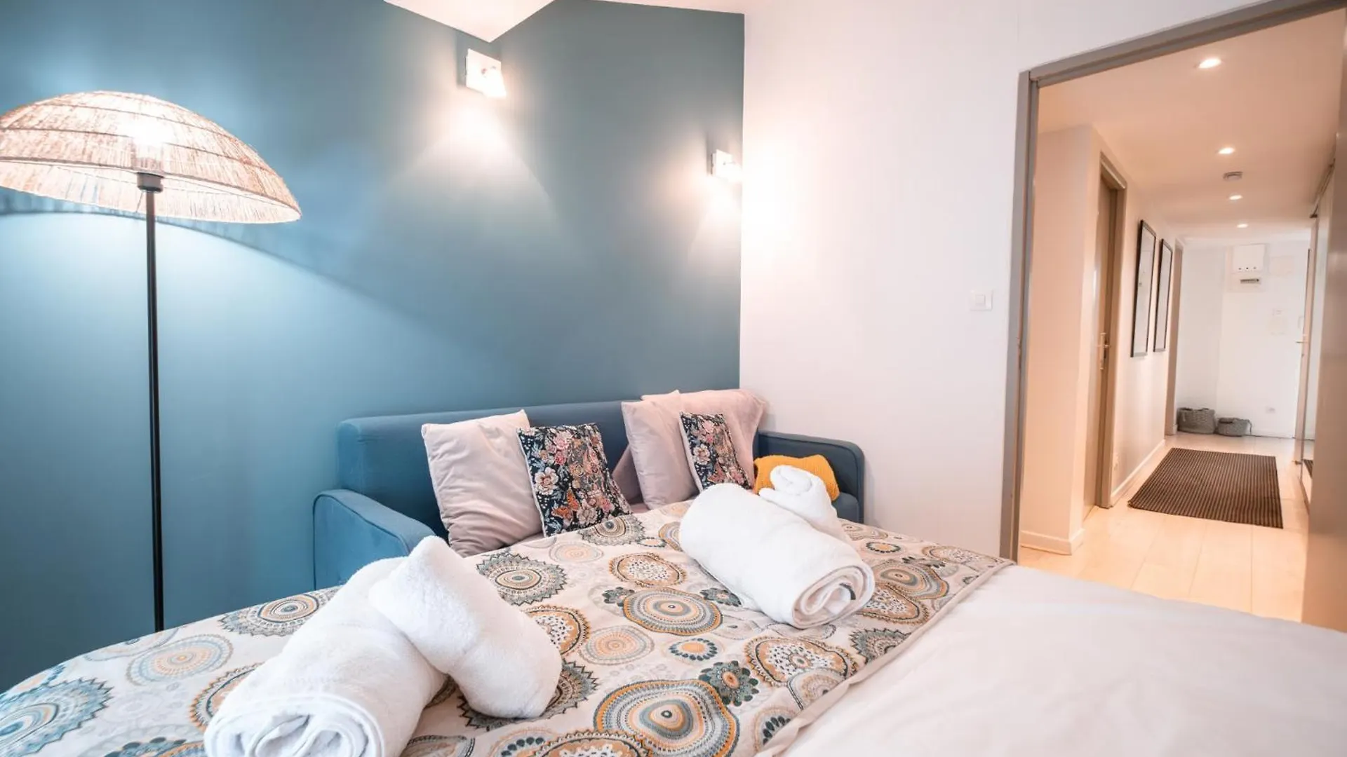 Appartement Le Duplex - Clim - Parking - Wifi à Montauban
