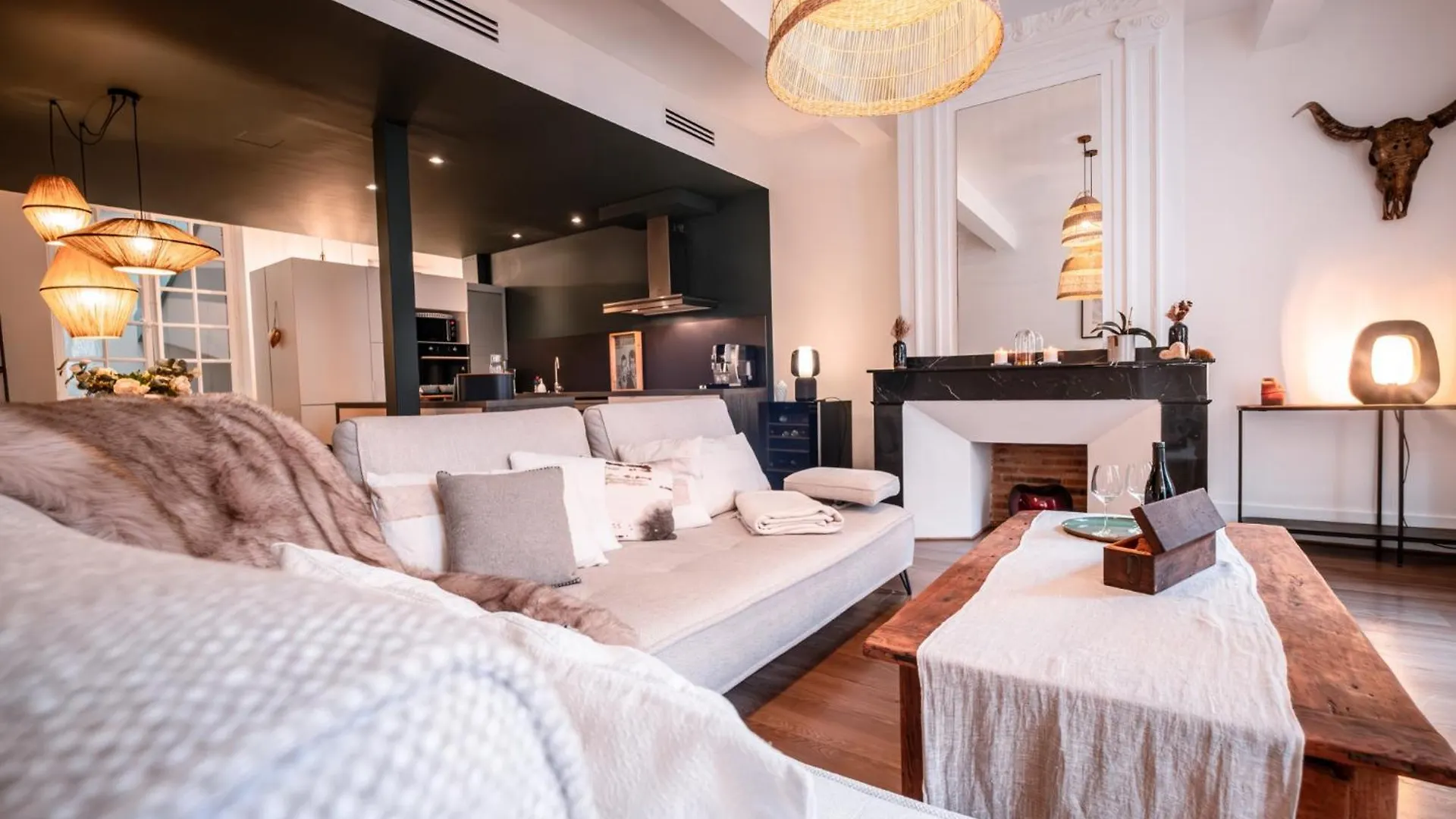 Appartement Le Duplex - Clim - Parking - Wifi à Montauban